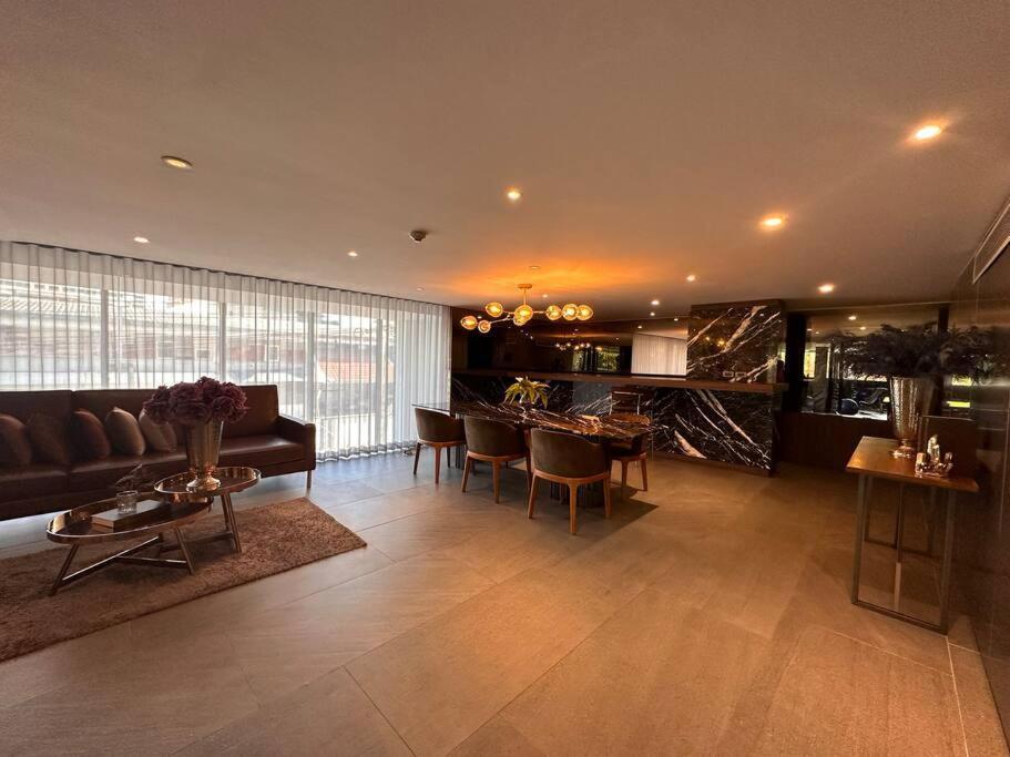 168 Sukhumvit 36精品公寓 Bangkok Exteriör bild